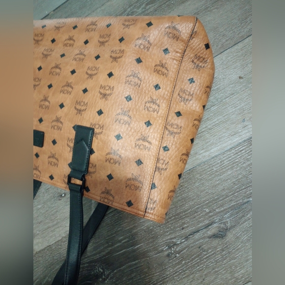 MCM Bags - Picture 10 of 16